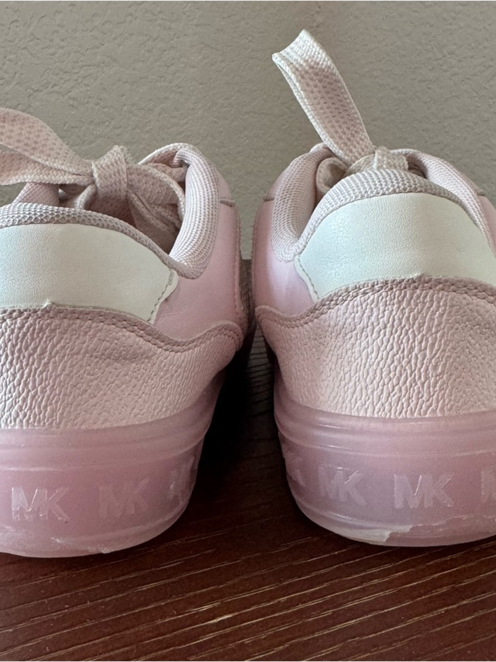 Michael Kors Kids Pink Casual Sneakers Size 2 Girls Shoes - Picture 7 of 10